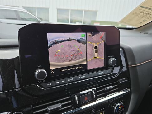 Certified 2023 Nissan Pathfinder Rock Creek image 25