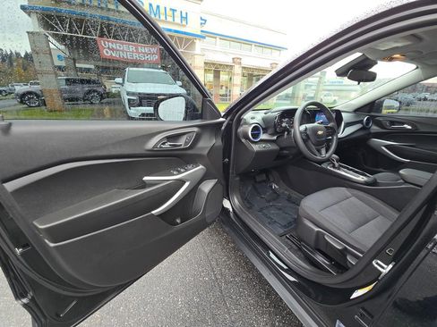 Certified 2024 Chevrolet Trax LS w/ LS Convenience Package image 14