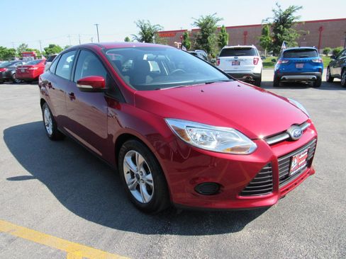 Used 2013 Ford Focus SE FWD image 8