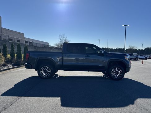 Used 2021 GMC Sierra 1500 AT4 image 11