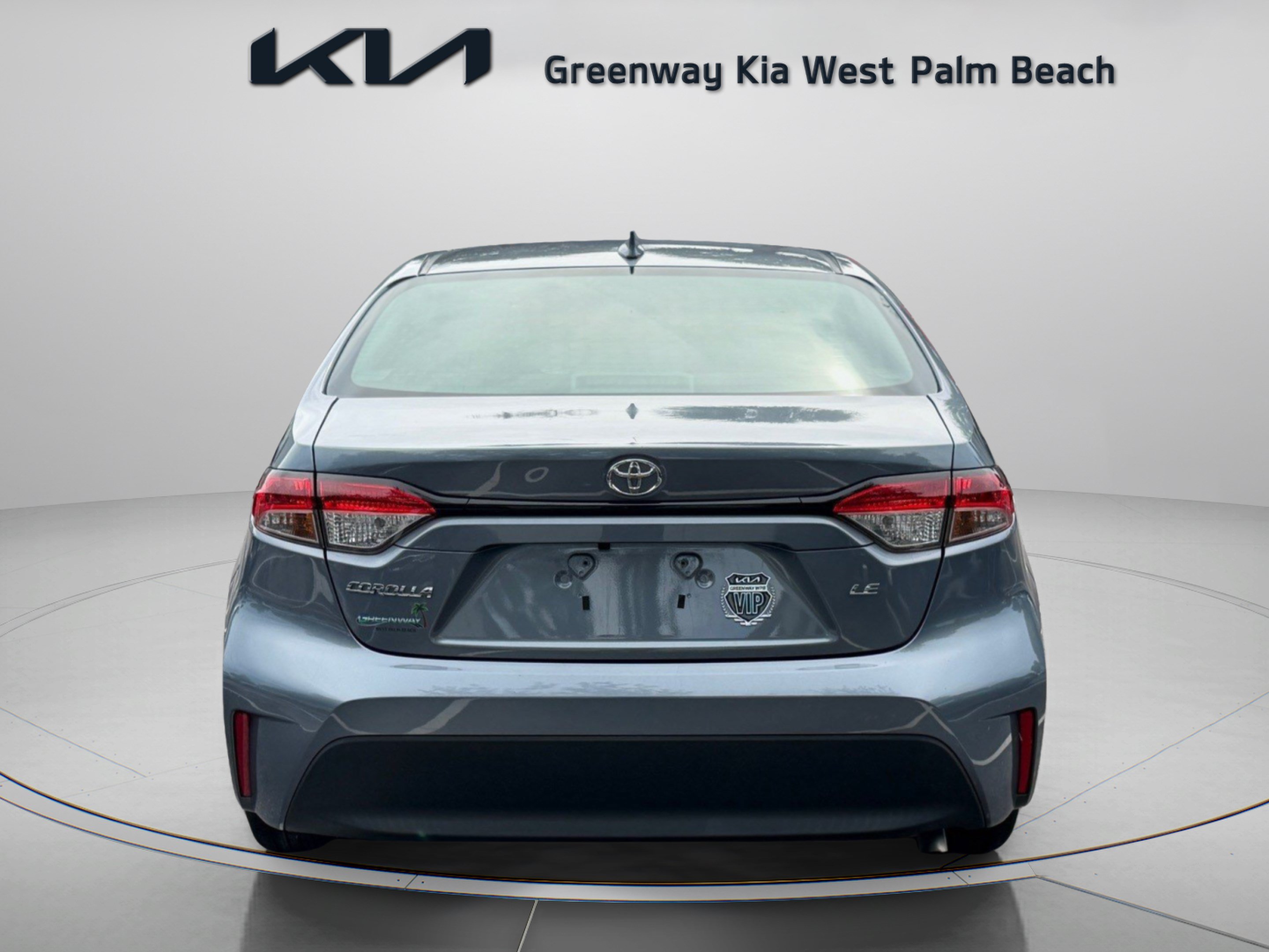 Used 2024 Toyota Corolla LE FWD image 6