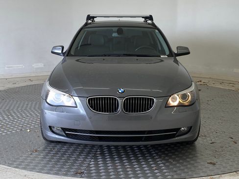 Used 2010 BMW 535i xDrive Wagon image 5