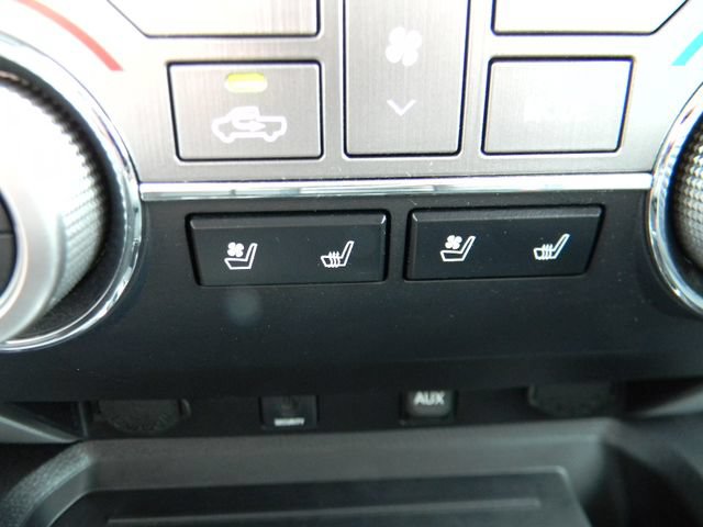 Used 2016 Toyota Tundra 4x4 CrewMax image 18