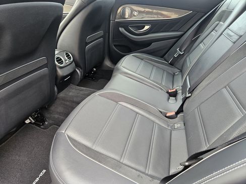 Used 2019 Mercedes-Benz E 63 AMG S image 29