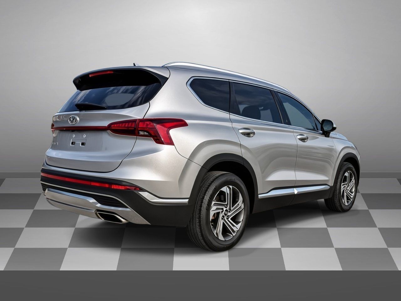 Used 2022 Hyundai Santa Fe SEL w/ Convenience Package FWD image 4