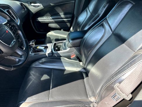 Used 2021 Dodge Charger SXT w/ Leather Interior Group image 10