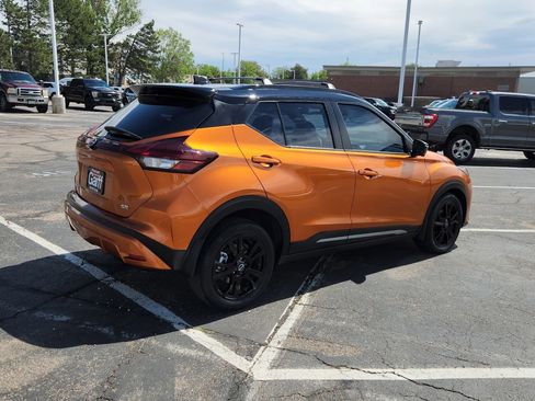 Used 2024 Nissan Kicks SR w/ SR Premium Package FWD image 14