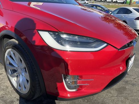 Used 2017 Tesla Model X 75D image 89