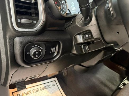 Certified 2024 RAM 2500 Big Horn w/ Night Edition AWD/4WD image 44