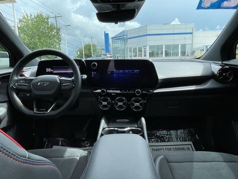 Certified 2024 Chevrolet Blazer EV RS image 3