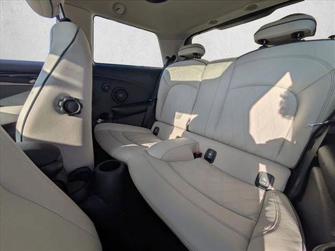 Used 2024 MINI Cooper S image 17