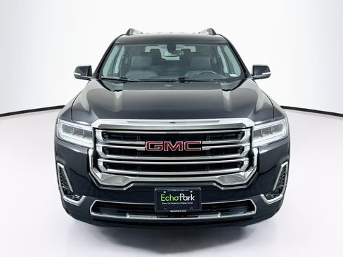 Used 2020 GMC Acadia SLT w/ LPO, Floor Liner Package FWD image 2