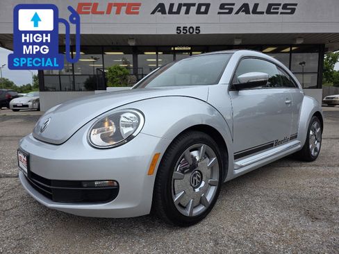 Used 2014 Volkswagen Beetle 2.5 FWD image 1
