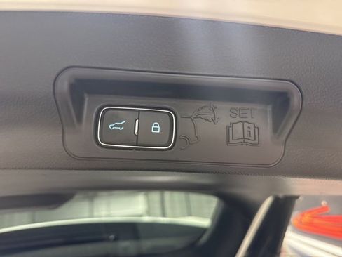 Used 2023 Ford Explorer ST-Line w/ Class IV Trailer Tow Package image 23