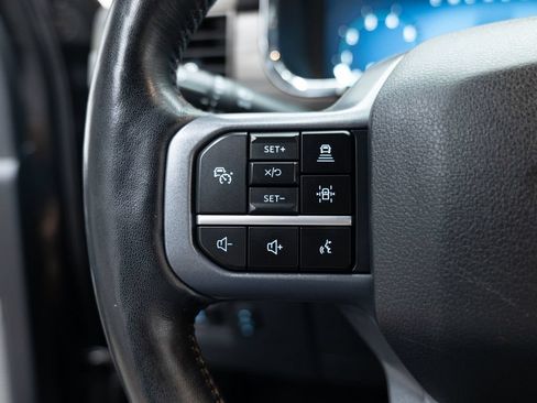 Used 2024 Ford F150 Lariat AWD/4WD image 38