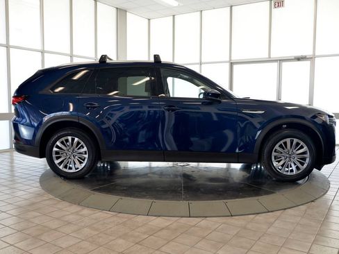 Certified 2024 MAZDA CX-90 Plug-In Hybrid w/ Preferred AWD/4WD image 9