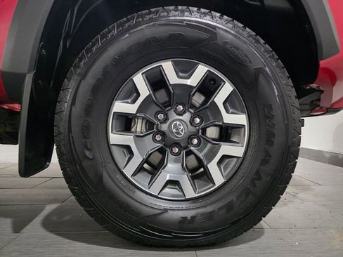 Used 2021 Toyota Tacoma TRD Off-Road AWD/4WD image 25