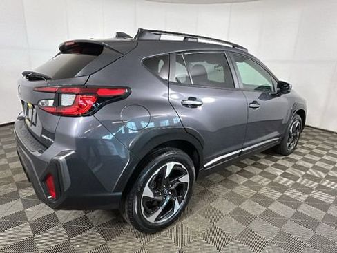 Used 2024 Subaru Crosstrek 2.5i Limited AWD/4WD image 3