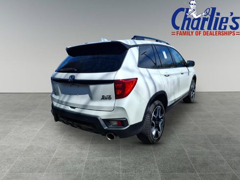 Used 2023 Honda Passport Elite image 4