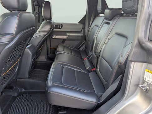Used 2022 Ford Bronco Badlands image 30