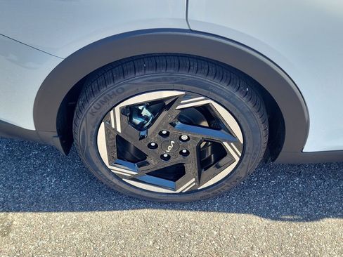 New 2026 Kia K4 EX FWD image 34
