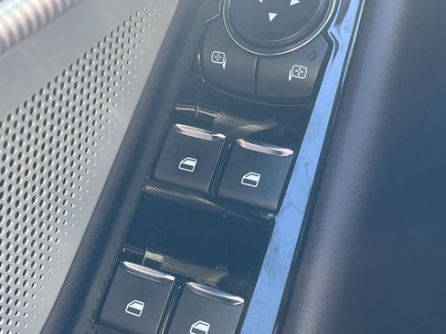 Used 2025 Ford Explorer Platinum w/ LUX Leather Package image 30