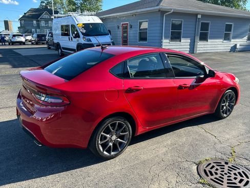 Used 2016 Dodge Dart SXT w/ Rallye Appearance Group FWD image 3