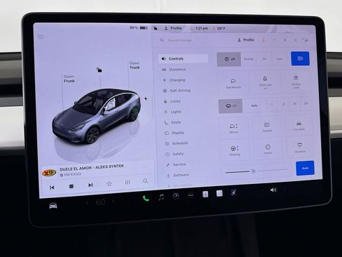 Used 2024 Tesla Model Y Long Range image 21