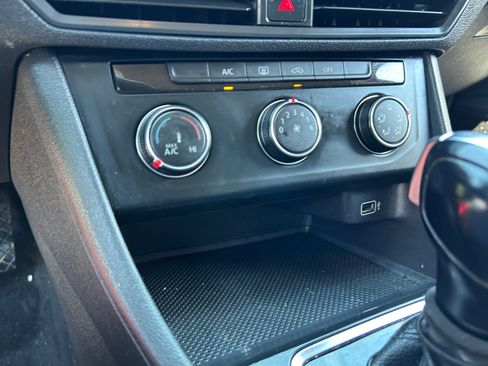 Used 2019 Volkswagen Jetta S FWD image 12