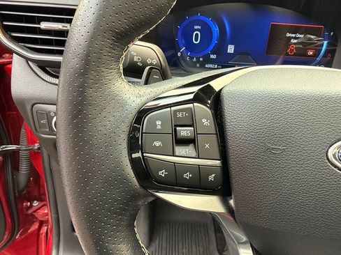 Used 2022 Ford Explorer ST w/ Equipment Group 401A AWD/4WD image 11