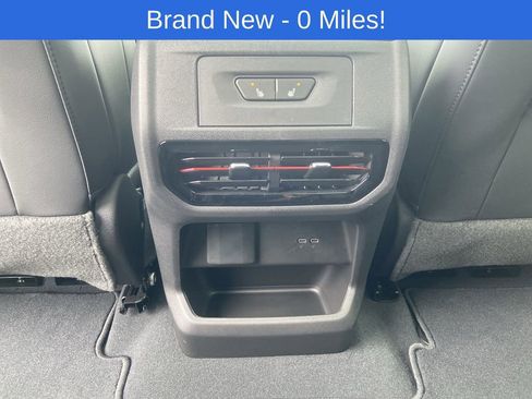 Used 2025 Chevrolet Silverado EV RST AWD/4WD image 22