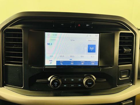 Used 2023 Ford F150 XLT image 13