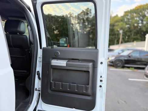 Used 2013 Ford F250 Lariat w/ Chrome Pkg AWD/4WD image 25