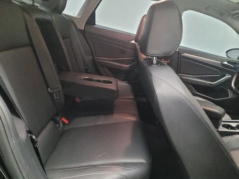 Used 2019 Volkswagen Jetta SE FWD image 19