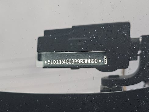 Used 2023 BMW X5 sDrive40i w/ Parking Assistance Package image 14