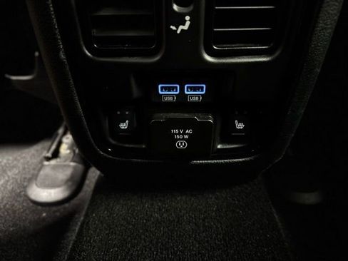 Used 2024 Dodge Durango GT image 22