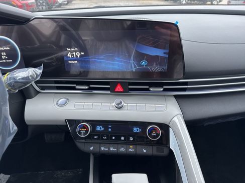 New 2026 Hyundai Elantra Limited image 14