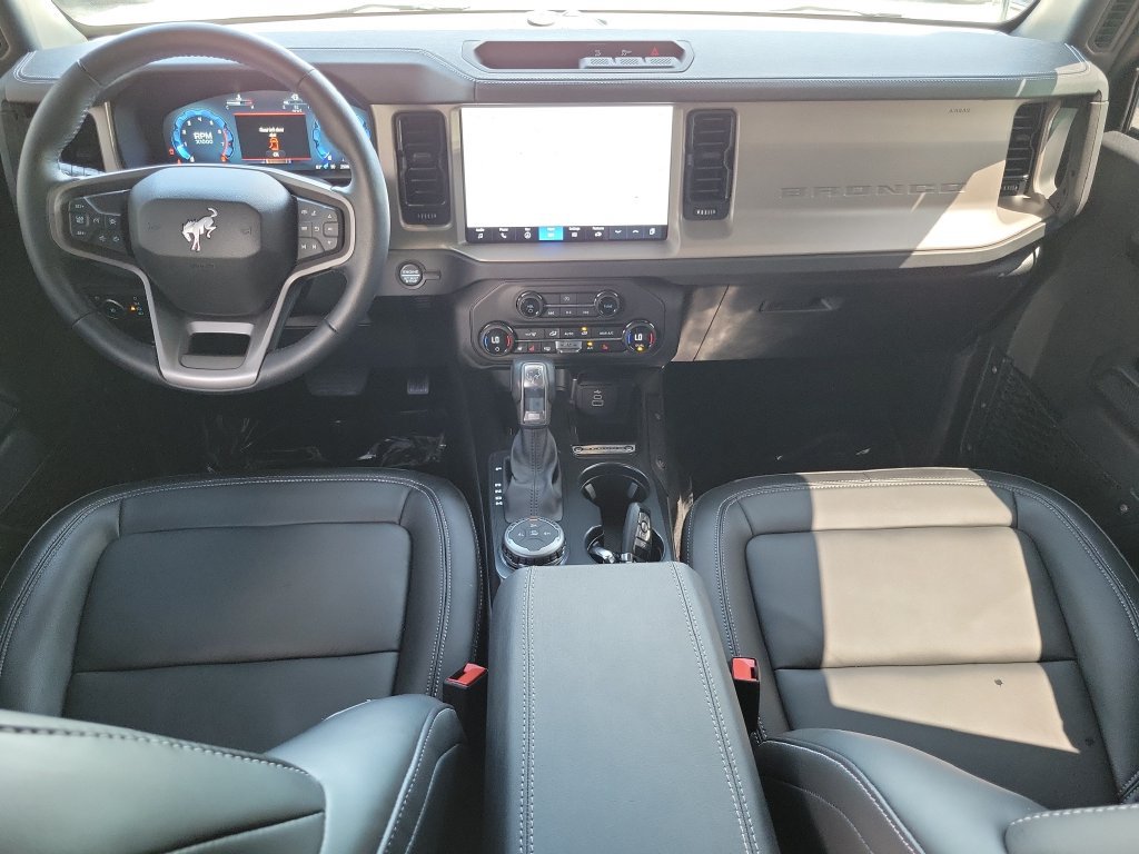 Used 2026 Ford Bronco Outer Banks AWD/4WD image 18