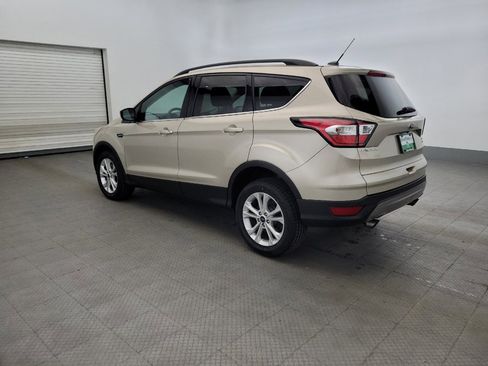 Used 2017 Ford Escape SE w/ Equipment Group 201A AWD/4WD image 3