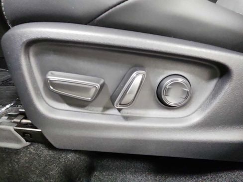 Certified 2026 Toyota C-HR AWD/4WD image 14