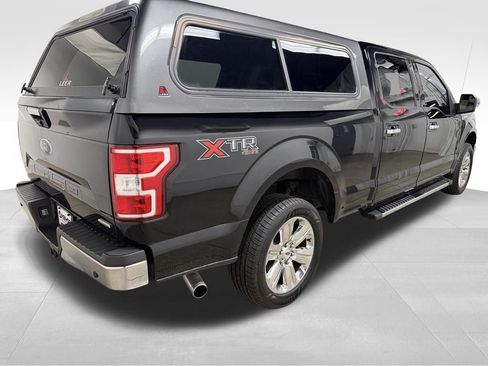 Used 2018 Ford F150 XLT w/ Equipment Group 302A Luxury image 9
