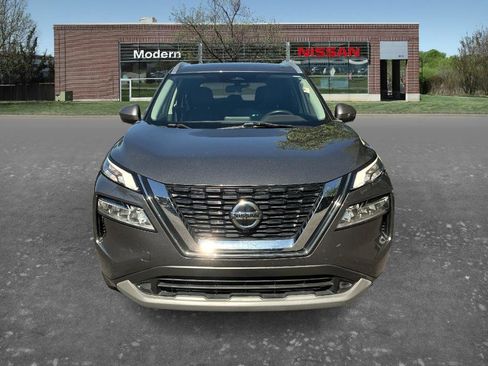 Used 2021 Nissan Rogue SV w/ Premium Package FWD image 6