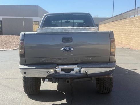 Used 2005 Ford F350 Lariat image 7