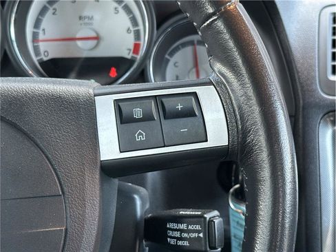 Used 2010 Dodge Challenger SE RWD image 22