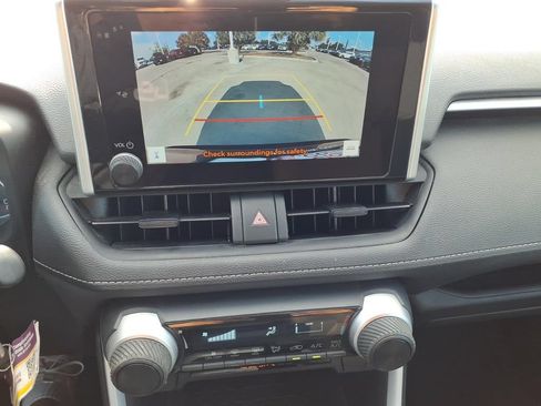 Used 2023 Toyota RAV4 LE FWD image 15