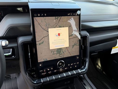 New 2026 GMC Yukon XL AT4 w/ AT4 Premium Package image 13