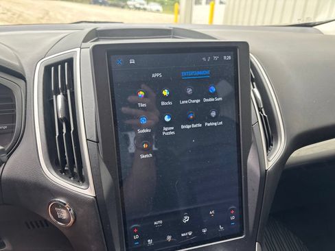 Certified 2023 Ford Edge SEL w/ Convenience Package AWD/4WD image 32