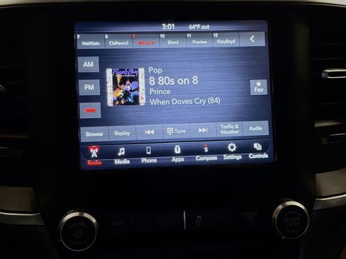 Used 2021 RAM 2500 Big Horn w/ Level 1 Equipment Group image 9