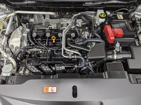 Used 2024 Mitsubishi Outlander SE image 32