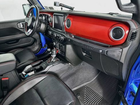 Used 2022 Jeep Wrangler Unlimited Rubicon w/ LED Lighting Group AWD/4WD image 31